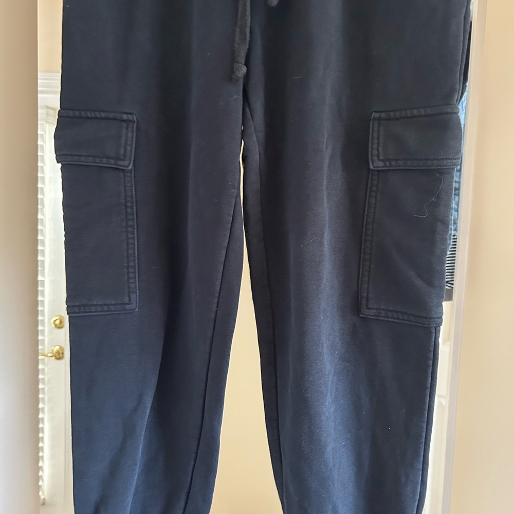 Fabletics Black Joggers. XS. Elastic waist, pockets. Drawstring.  Athletic - Picture 4 of 4